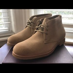 Johnston & Murphy - Suede Chukka boots